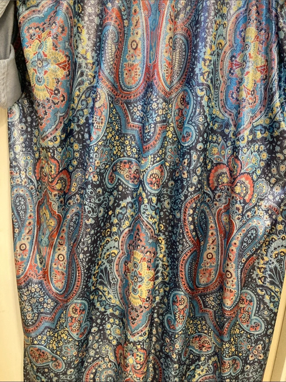 Light Blue Shirt Duster with Blue Paisley Panel - Picture 13 of 13